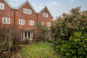 Photo 19- click for photo gallery